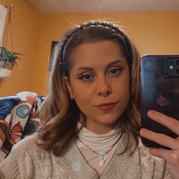 Meet your Posher, Clara - Picture 1 of 1